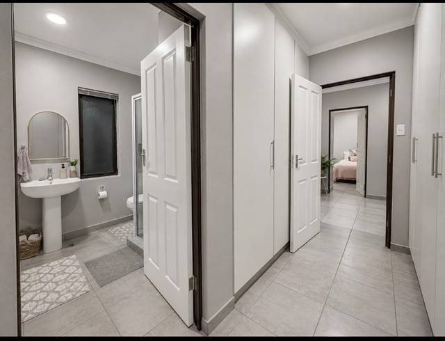 3 BEDROOM TOWNHOUSE FOR SALE IN ARCON PARK
